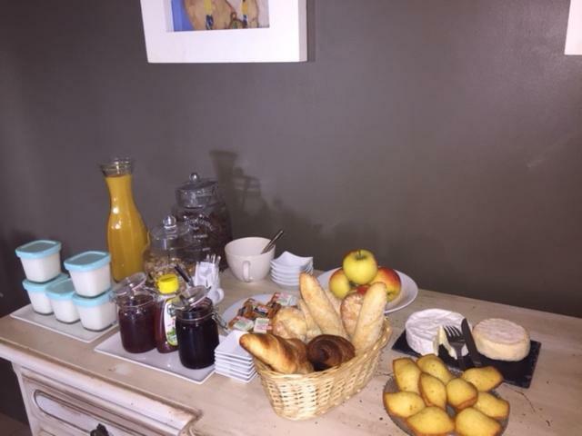 La Corbonniere Bed & Breakfast Geneslay Eksteriør bilde